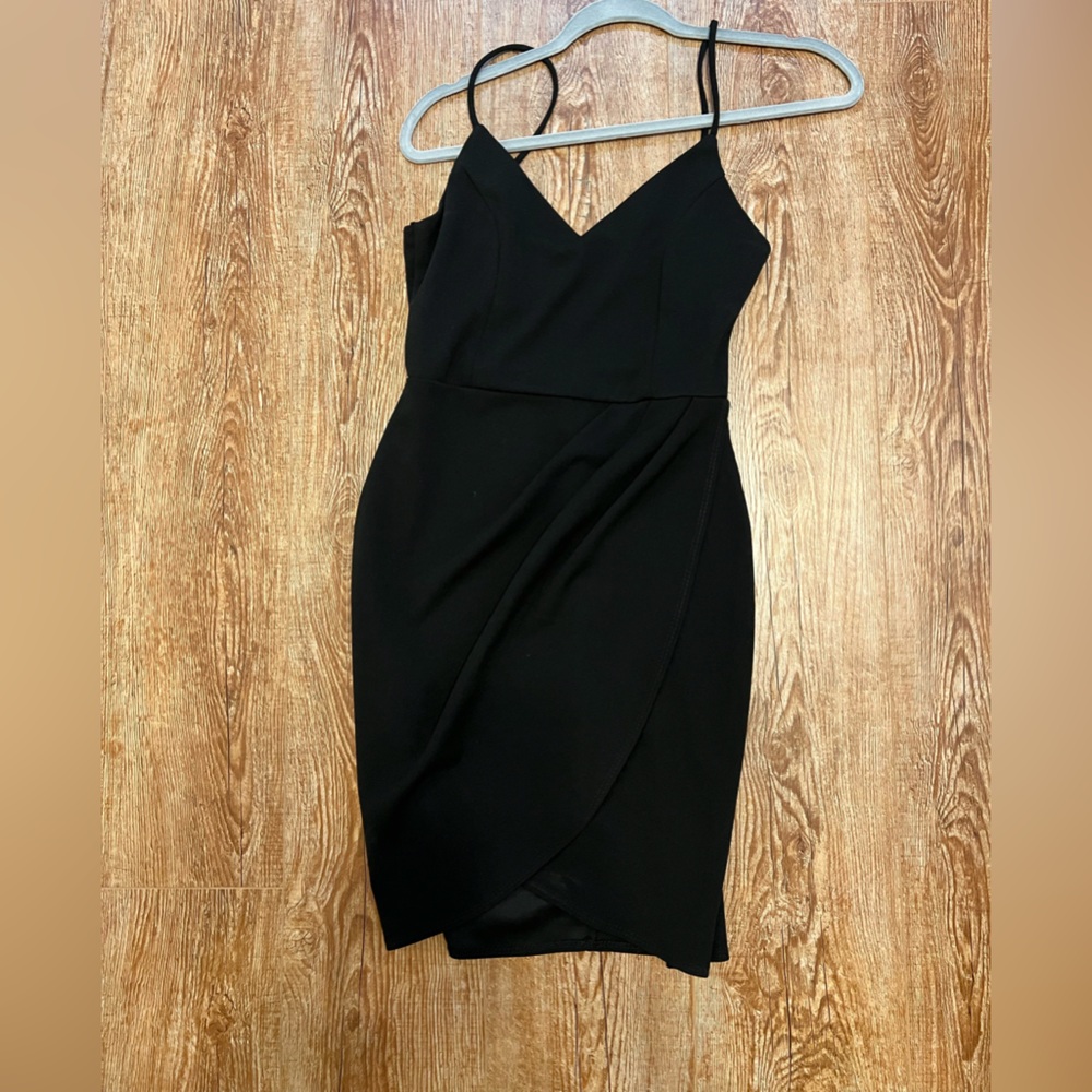 Black Lulus wedding guest dress size medium